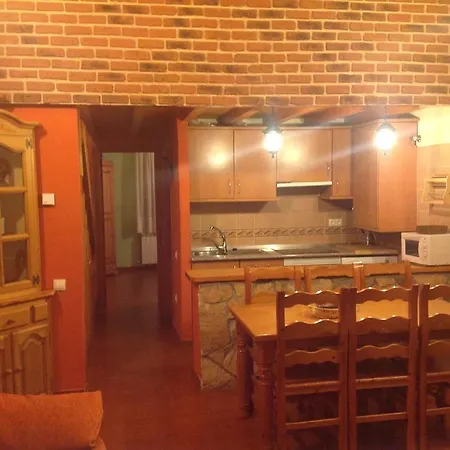 Летний дом Casa Rural La Vega De Gredos