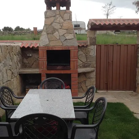 컨트리하우스 La Vega De Gredos