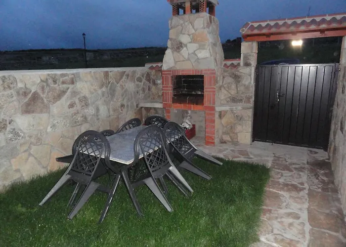 La Vega De Gredos 乡村民宿